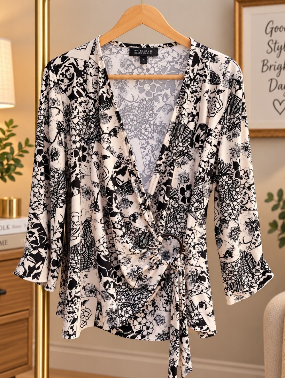 Essentials By Milano Women's M Black White Floral Ring Tie Wrap Top 3/4 Sleeve